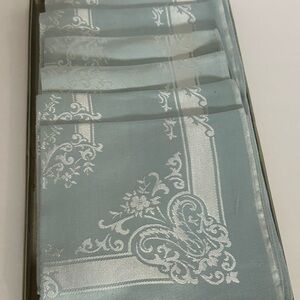 Vintage New In Box Liddell Irish Damask Tablecloth & Napkin Set